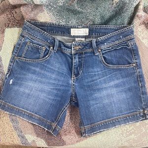Maurice’s Jean Shorts Size 7/8